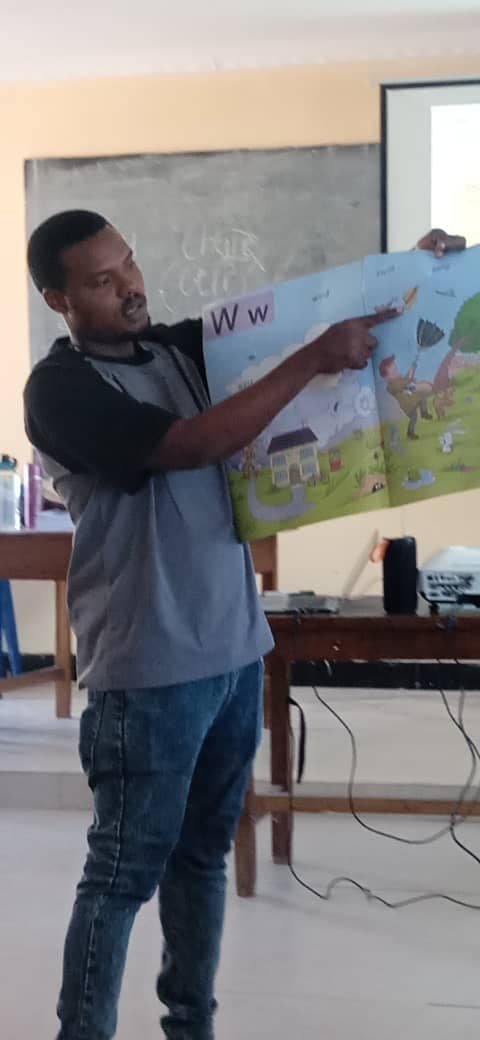 Jolly Phonics training in Tanzania